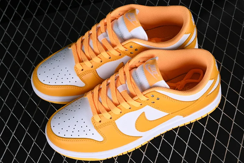 All categories Nk SB Dunk series Nk SB Dunk Low low-top sneakers Nk Dunk Low SB dunk series white and yellow color low-top casual sports skateboard shoes DD1503-800